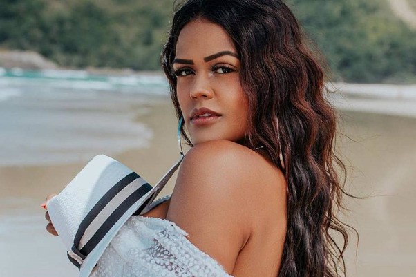 Camila loures